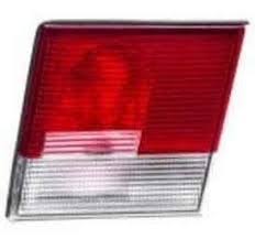 خطر روی صندوق راست سمند قدیم با شماره فنی 10000961-3500202